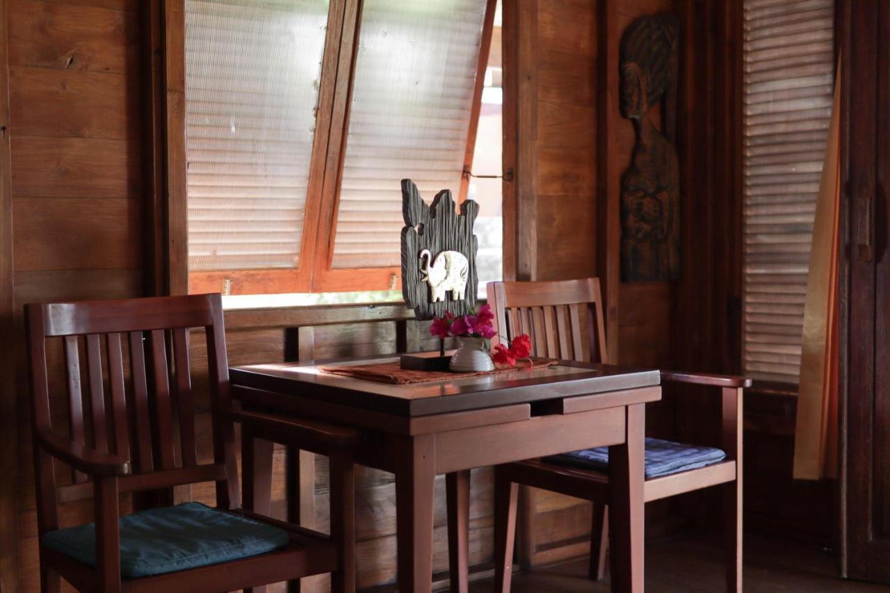 Yut'S Inn Flower Paradise Gili Gede Exterior foto